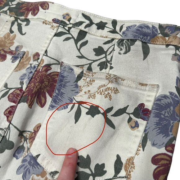 Free People We The Free Youthquake Printed Crop‎ Flare Jeans Size 28 SMALL FLAWS - Picture 5 of 10